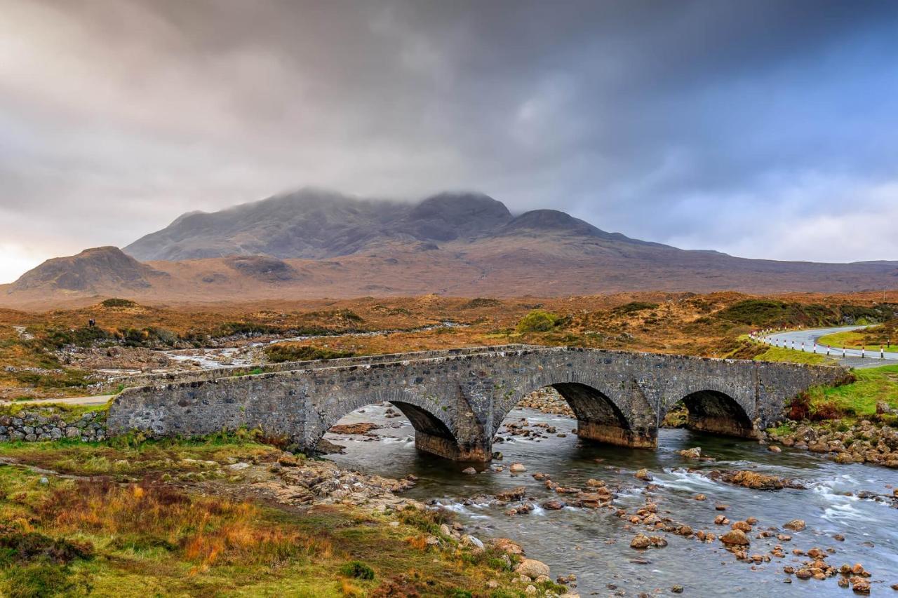 Tigh Phadraig At Marys Thatched Cottages Elgol 외부 사진